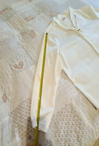 Blusa elegante con lazo