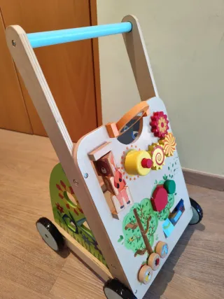 Correpasillos bebé madera actividades