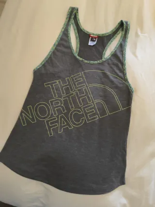 Camiseta The North Face nueva