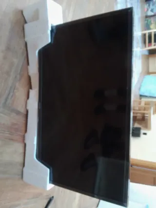 Televisor Samsung HD TV T4300 32 pulgadas