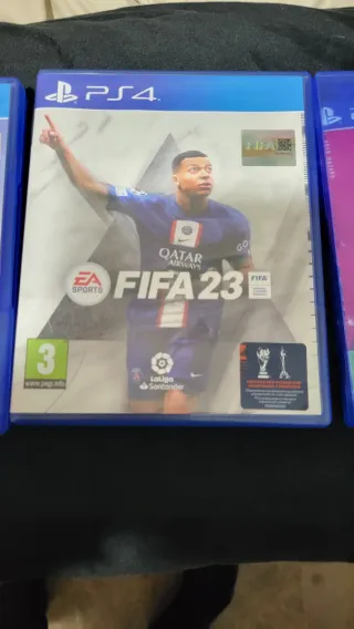 Consola PS4 (PlayStation 4) Negra. 2 mandos y jueg