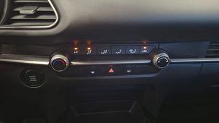 Mazda CX-30 2.5L e-SKYACT G MHEV 103kW Prime-Line MT HIBRIDO