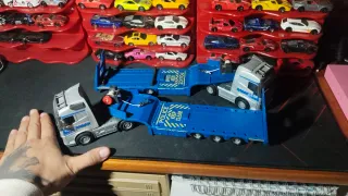 Camión Volvo Policía