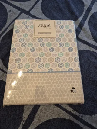 Canapé abatible y colchón de 105x200.