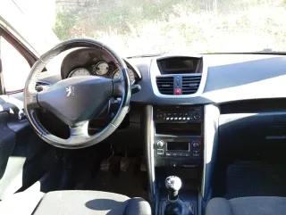 Peugeot 207 2009