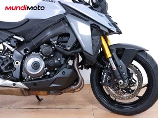 SUZUKI GSX-S 1000