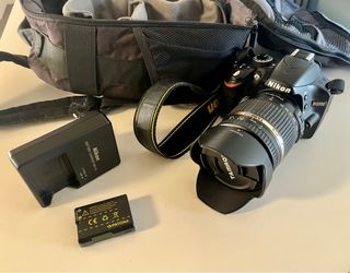 Cámara Nikon D3200 + Tamron 18-270mm