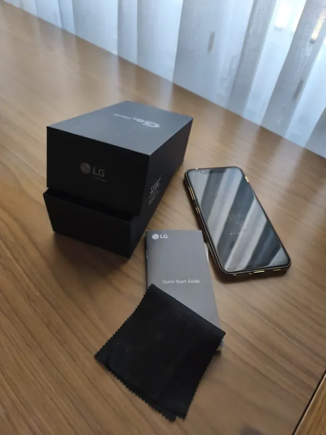 LG G8S ThinQ Negro