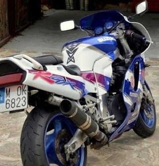 Suzuki GSXR 750 WP Moto Deportiva