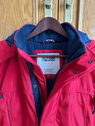 Parka Tommy Hilfiger Roja y Azul