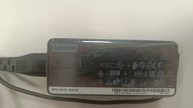Cargador Lenovo 65W Portátil