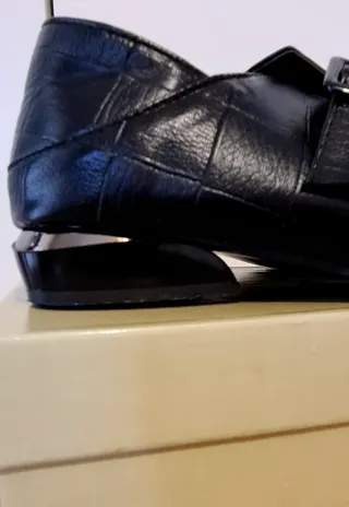 Scarpe basse eleganti nere