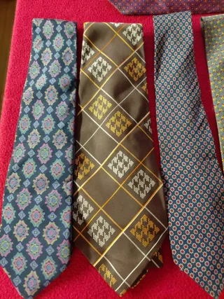 Lote 8 Corbatas Seda y Algodón