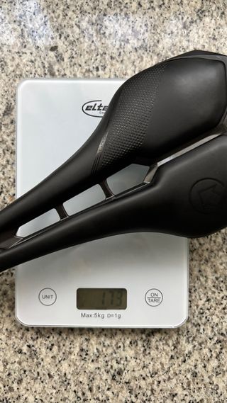 Sillín ciclismo PRO FALCON TEAM AF CARBON