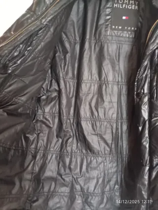 Chaqueta Tommy Hilfiger impermeable