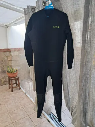 Traje de Neopreno Negro ,talla 2xl