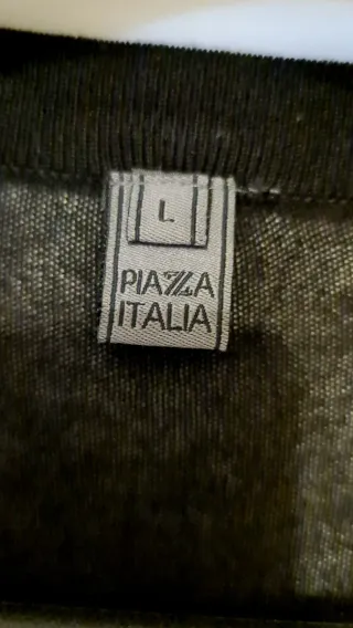 Cardigan nero con decorazioni