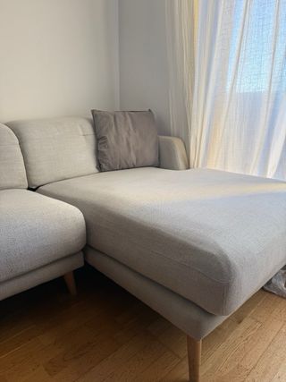 Sofá chaise longue tela gris