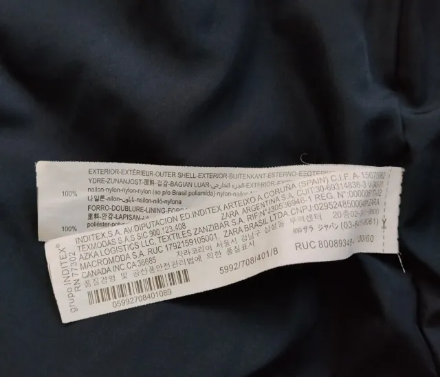 Abrigo tipo plumas azul marino Zara niño talla 8