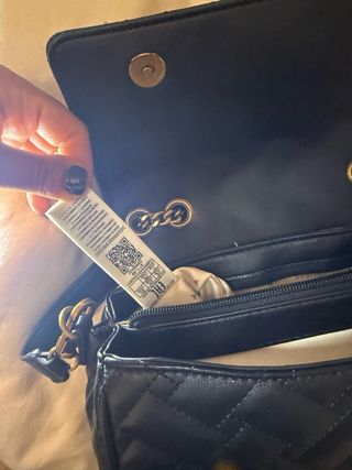 Bolso Guess bandolera negro