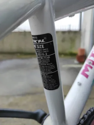 Bicicleta de montaña para niña