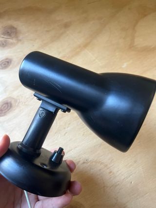 Aplique Fase Negro Plástico