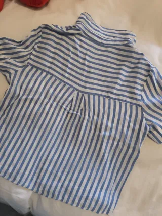 Camisa de raso nueva