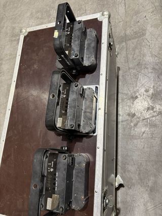 Foco LED Flat Par QA5X (3 unidades)