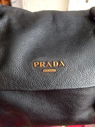 Bolso de piel negro Prada