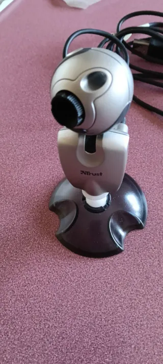 Trust Mini Webcam WB-1200p Plata