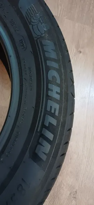 Neumático Michelin Primacy 185/65 R15 88H.