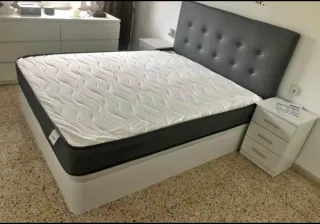 Canapés y colchones nuevos