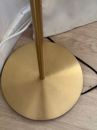 Palo Lámpara IKEA Skaftet Dorado