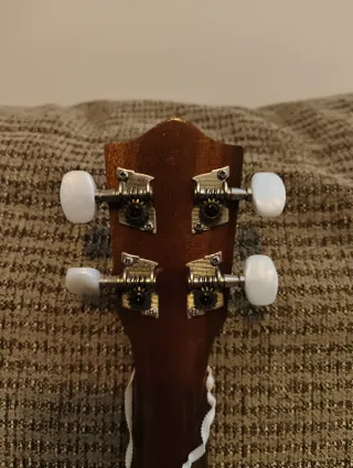 Ukelele Lanikai LU-21