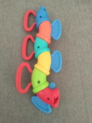 Juguete sensorial para bebés a partir de 6 meses.