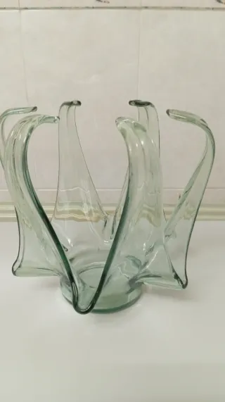 Centro de mesa de cristal .