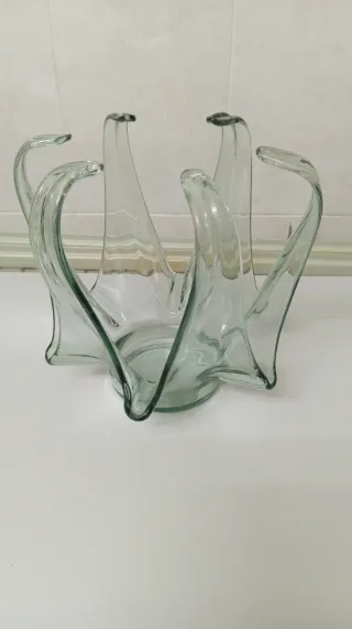 Centro de mesa de cristal .