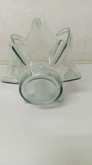 Centro de mesa de cristal .