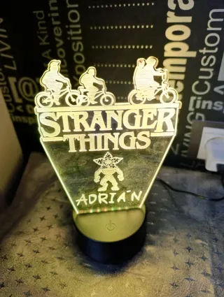 Lámpara LED Stranger Things Personalizada