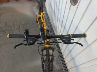 Bicicleta de Montaña Naranja