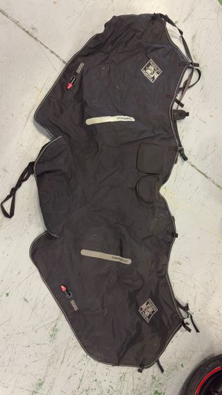 Manta Tucano Urbano R220X