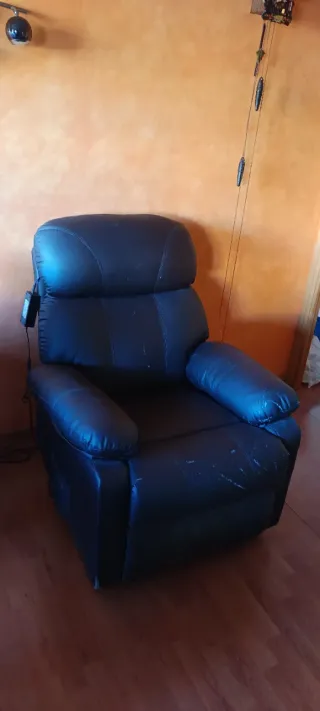 Butaca reclinable eléctrica marrón