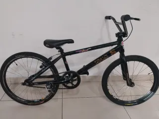 Bicicleta BMX Expert Negra Race