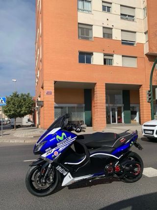 Yamaha TMAX Maxi Scooter Azul/Negro