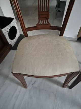 2 Sillas Madera Tapizadas Beige