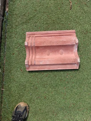 Tejas de hormigón dobles en buen estado