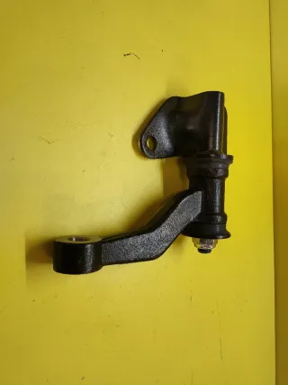 SOPORTE GIRATORIO DIRECCION NISSAN NAVARA D21 D22