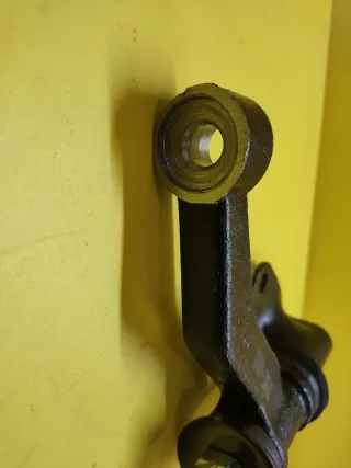 SOPORTE GIRATORIO DIRECCION NISSAN NAVARA D21 D22