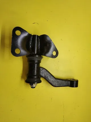 SOPORTE GIRATORIO DIRECCION NISSAN NAVARA D21 D22