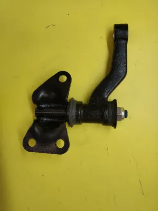 SOPORTE GIRATORIO DIRECCION NISSAN NAVARA D21 D22